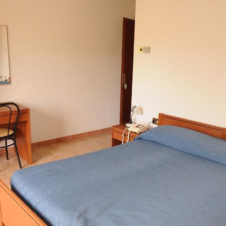 Hotel La Quiete Треккина Экстерьер фото